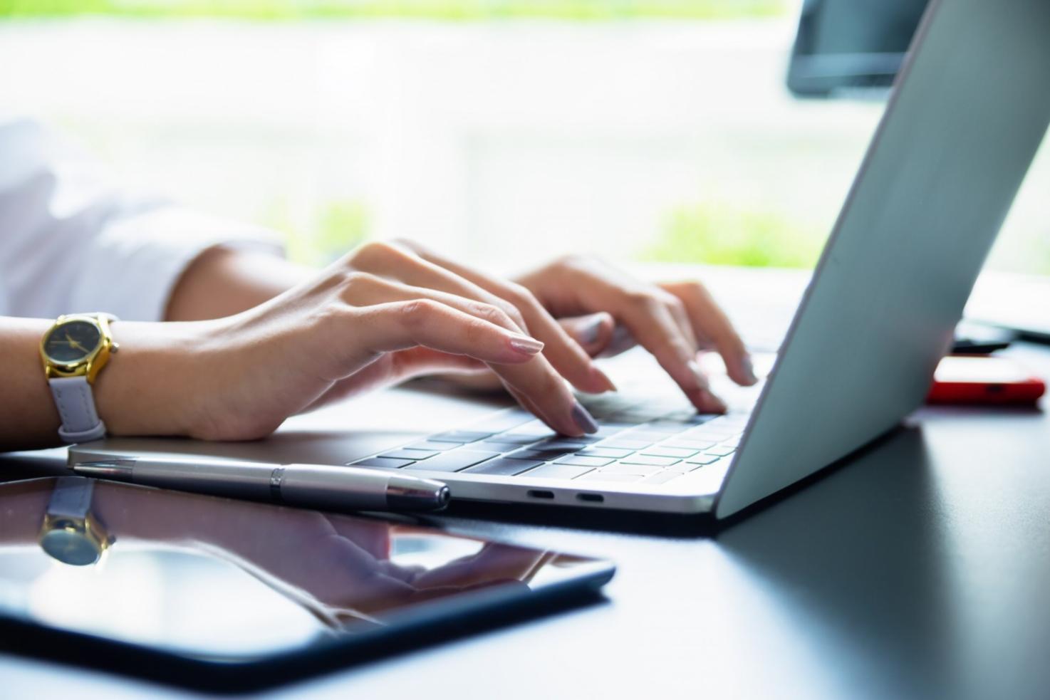 Digital budgeting tools and apps designed specifically for international students